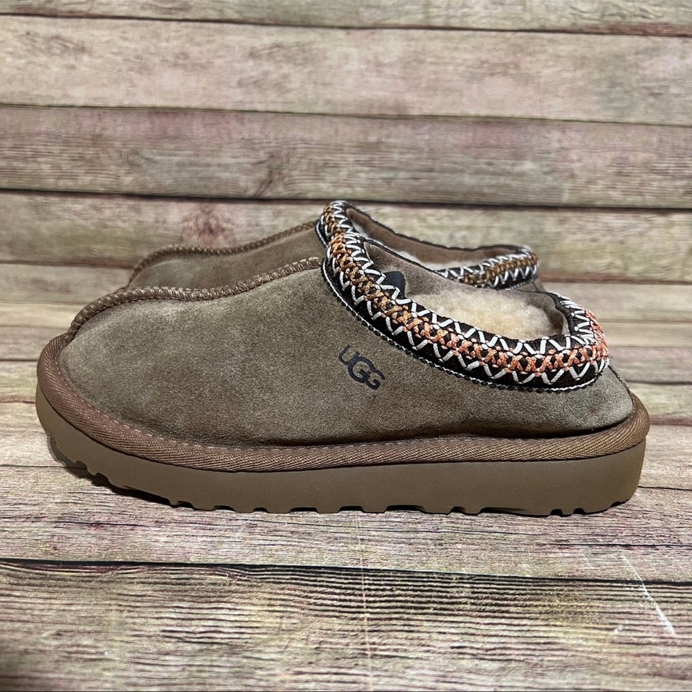 Ugg tasman
